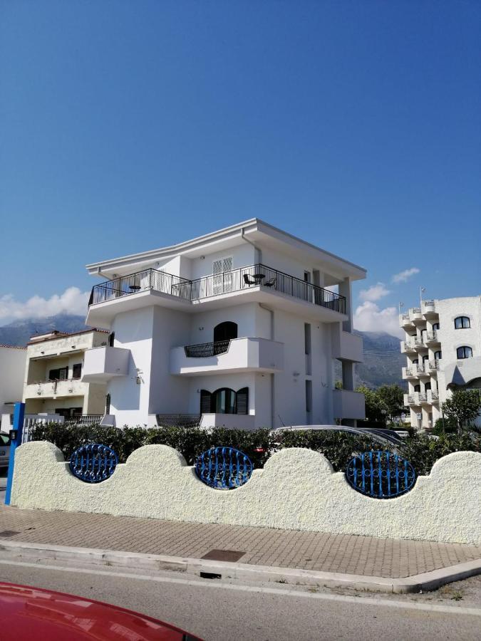 Hotel Tirreno Formia Exterior photo